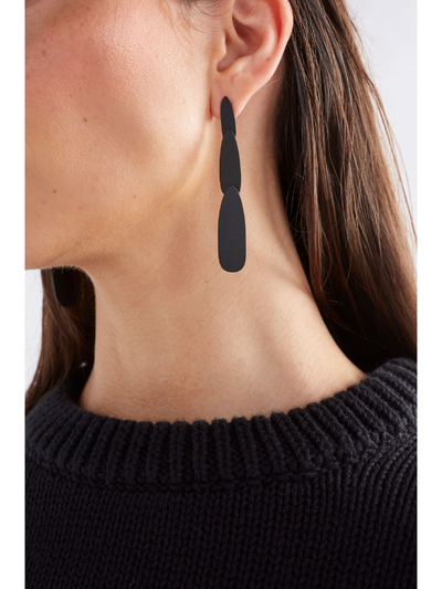 ELK the Label Niiv Earrings Black