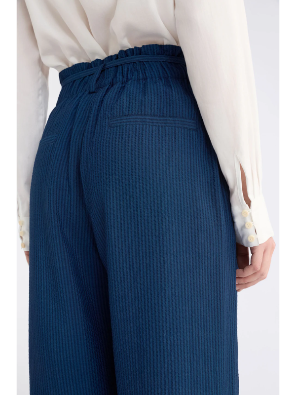 ELK the Label Stolt Pants Mid Wash Detail