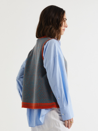 LD+CO Lambswool Vest Persimmon Side