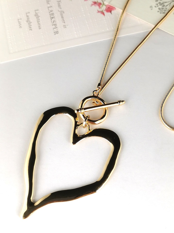 S.H.E Jewellery Large Heart Charm Necklace Gold