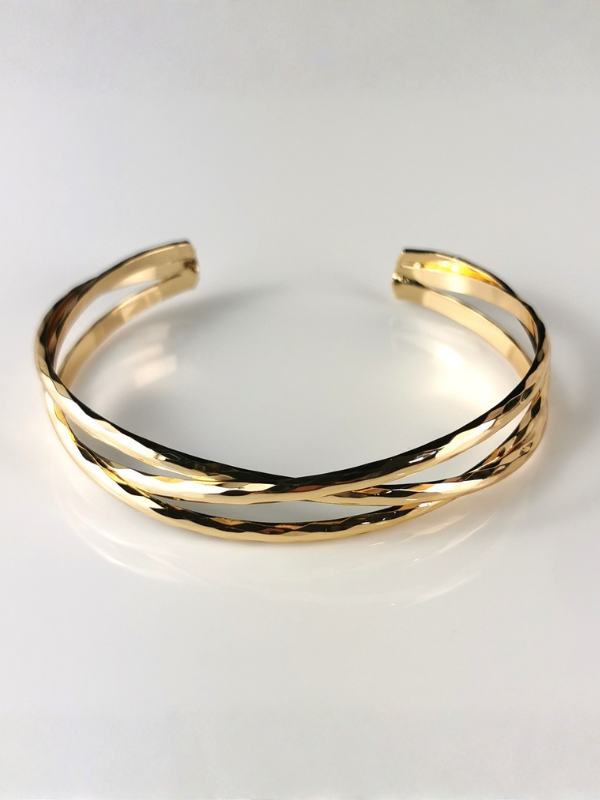 S.H.E Jewellery Triple Twist Bangle Gold