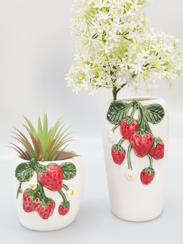 Urban Products Strawberry Vase White & Red 20cm