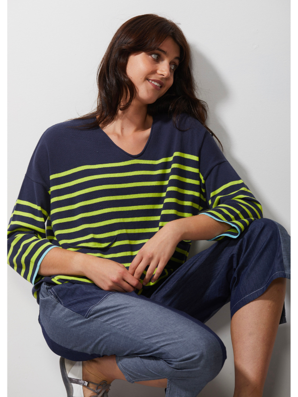 Zaket & Plover Breton Stripe V Jumper Sailor Detail