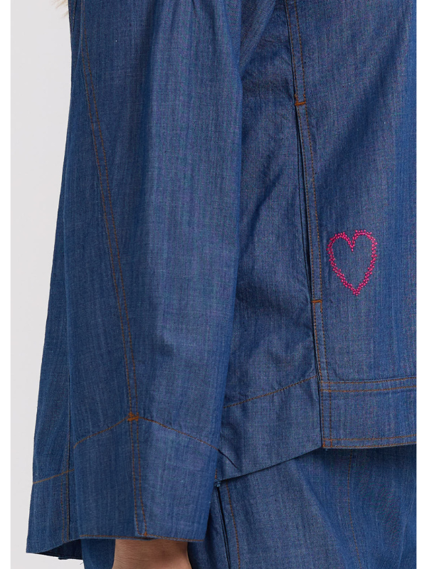 Zaket & Plover Denim Shacket Vintage Denim Detail