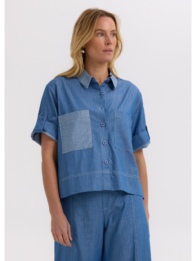 Zaket & Plover Denim Shirt Washed Denim Front