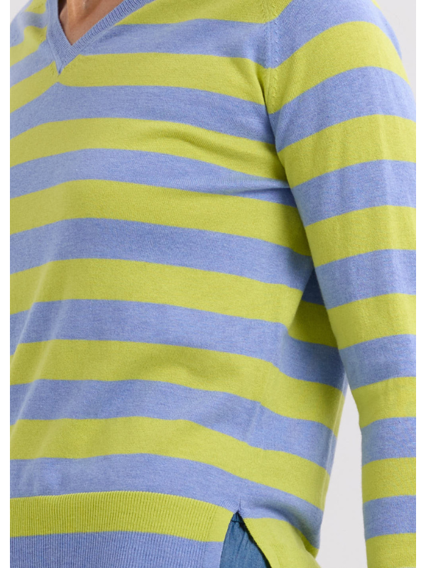 Zaket & Plover Essential Stripe V Blueberry Detail