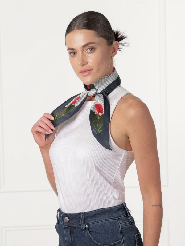 Zjoosh Trapezoid Scarf Geraniums